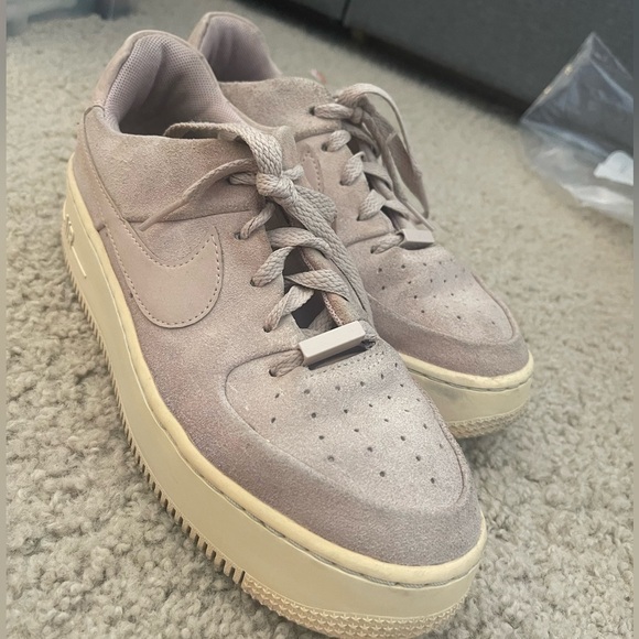 Nike Air Force 1 Sage Low 'Particle Beige' Women’s Size - Picture 2 of 4